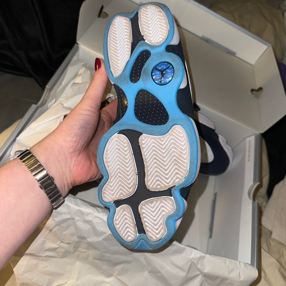 Air Jordan 13 *PRICE DROP* will not go lower- will be donated otherwise! - Picture 4 of 4